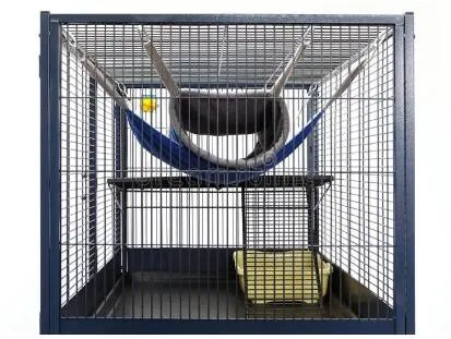 Une cage Perfect à trois étages